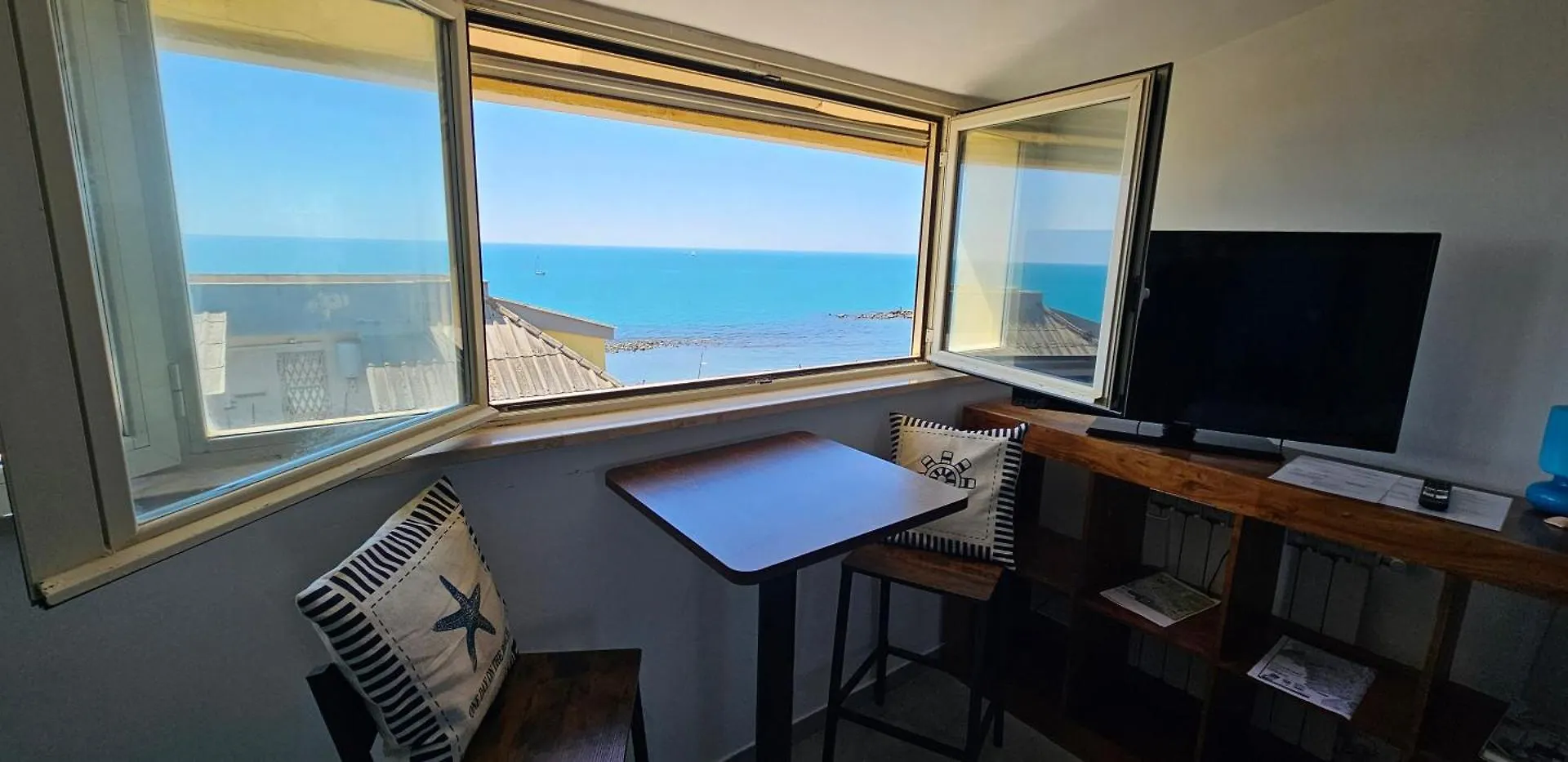Appartamento Attico Granelli Di Sabbia Lido di Ostia 0*,  Italia